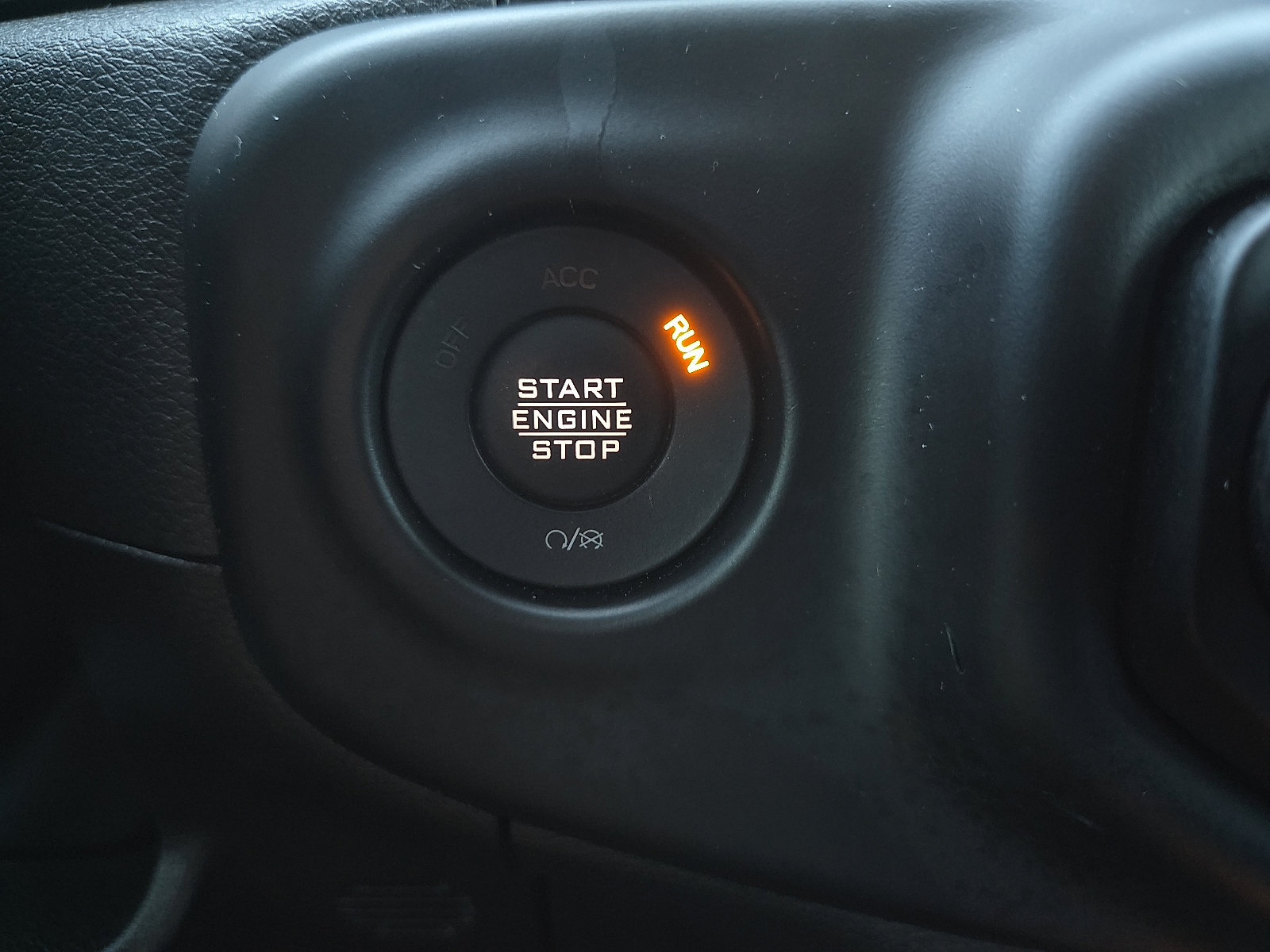 Used 2022 Jeep Gladiator Sport AWD/4WD image 21