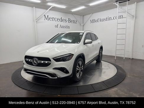 Certified 2025 Mercedes-Benz GLA 250 image 3