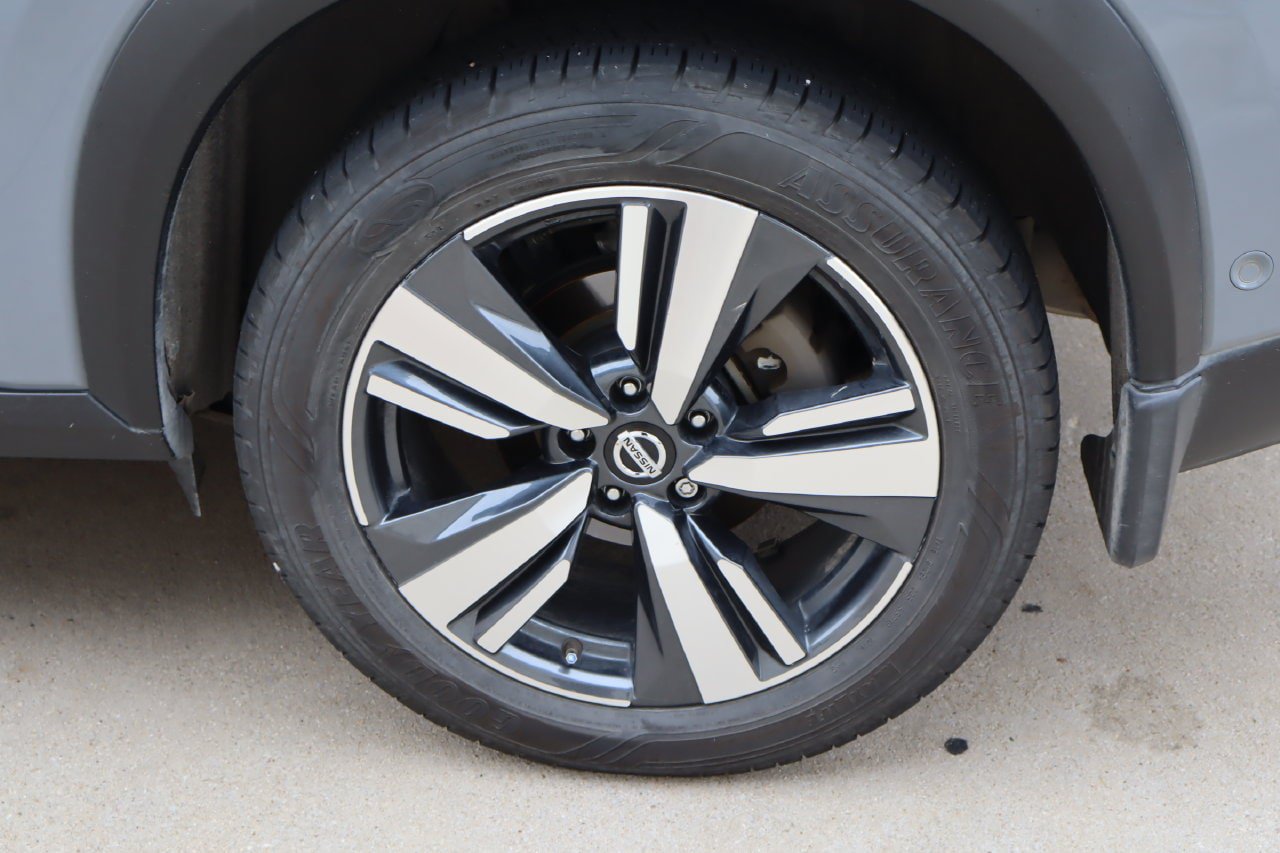 Used 2021 Nissan Rogue Platinum FWD image 29
