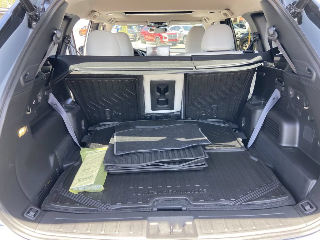 New 2026 Mitsubishi Outlander SE FWD image 23