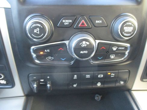 Used 2015 RAM 2500 Lone Star image 19