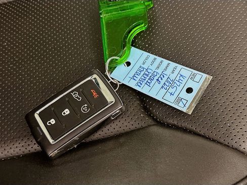 Used 2022 Jeep Grand Cherokee Overland image 32