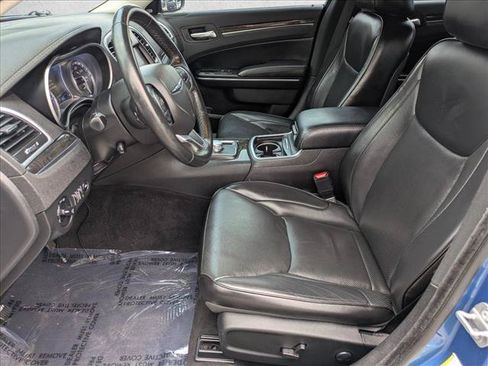 Used 2022 Chrysler 300 Touring L w/ Comfort Group AWD/4WD image 15