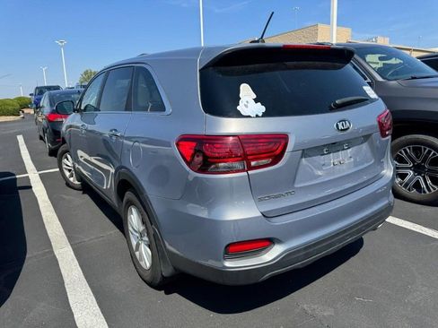 Used 2020 Kia Sorento L image 4