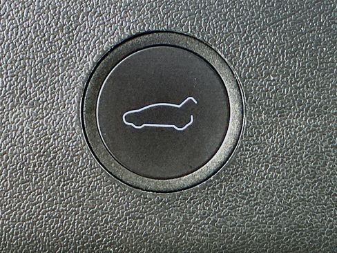 Used 2023 Tesla Model 3 Standard Range image 28