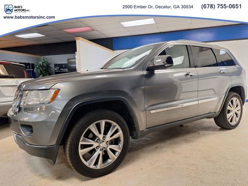 Used 2013 Jeep Grand Cherokee Overland w/ Advance Technology Group image 5