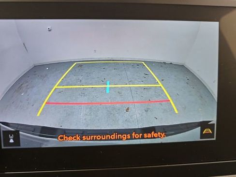 Certified 2024 Toyota Tacoma SR image 27