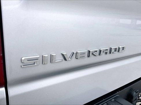 Used 2022 Chevrolet Silverado 1500 RST RWD image 36