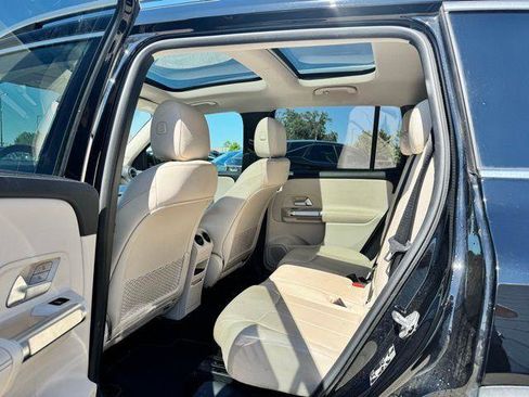 Certified 2022 Mercedes-Benz GLB 250 image 15