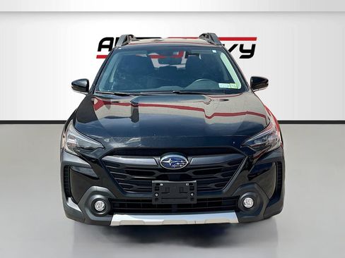 Used 2024 Subaru Outback Limited AWD/4WD image 2