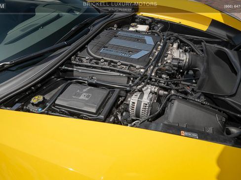 Used 2015 Chevrolet Corvette Z06 w/ 3LZ Preferred Equipment Group RWD image 34