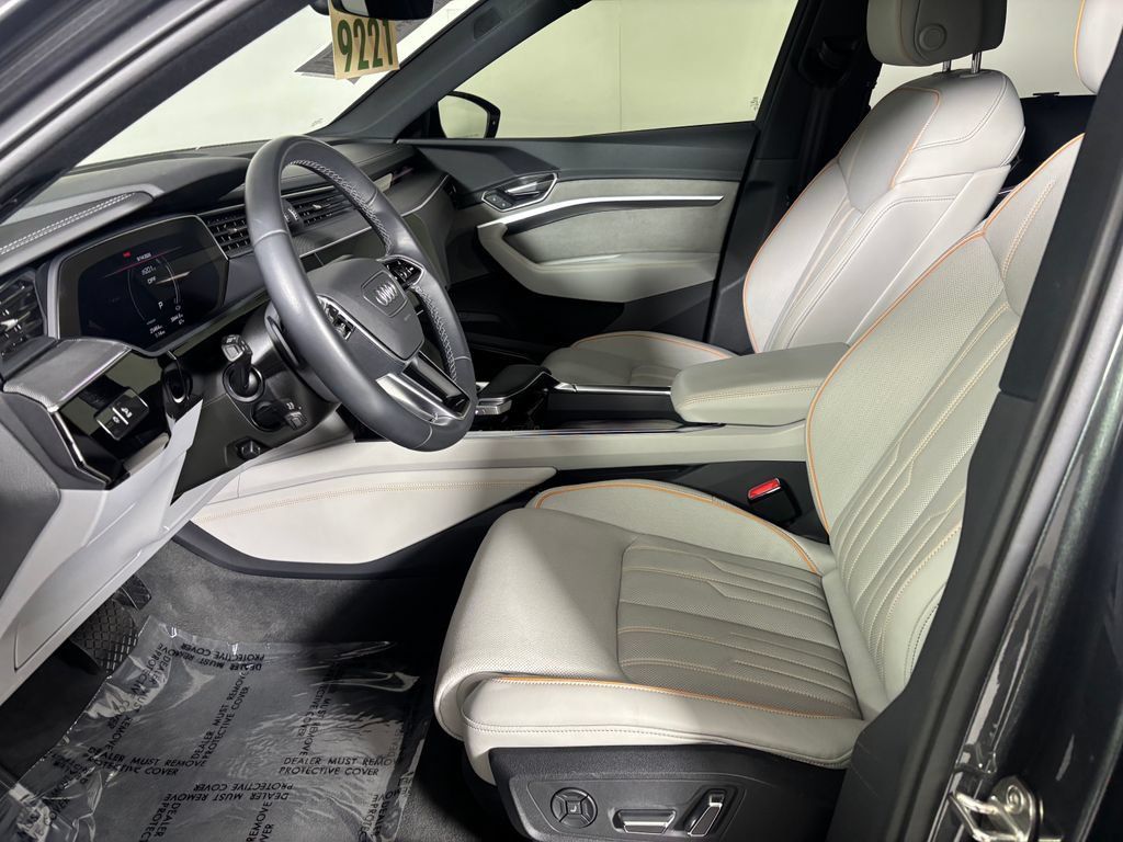 Used 2024 Audi Q8 e-tron Prestige w/ Prestige Package AWD/4WD image 9