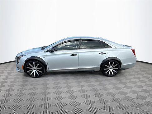 Used 2019 Cadillac XTS Luxury image 5