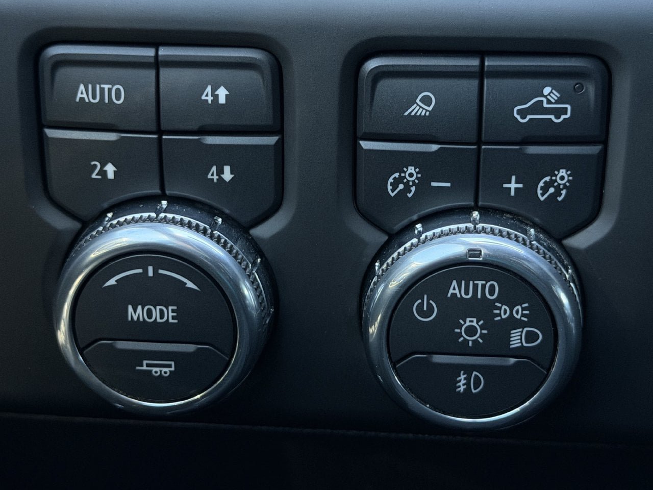 Certified 2025 GMC Sierra 2500 AT4 AWD/4WD image 21