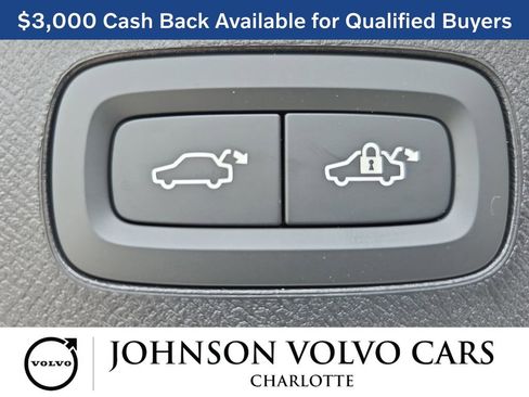 New 2026 Volvo XC90 B6 Ultra w/ Protection Package image 15