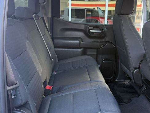 Used 2023 Chevrolet Silverado 1500 Custom image 21