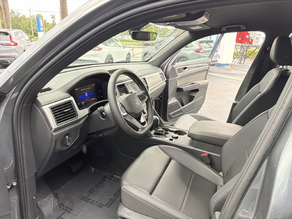 Used 2023 Volkswagen Atlas Cross Sport SE AWD/4WD image 22