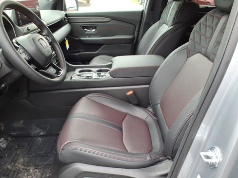 New 2026 Honda Pilot Black Edition image 7