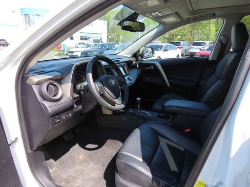 Used 2015 Toyota RAV4 Limited w/ Technology Package AWD/4WD image 2