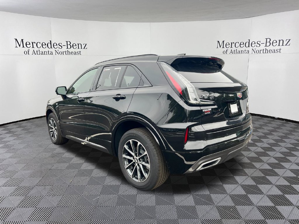 Used 2025 Cadillac XT4 Sport FWD image 5