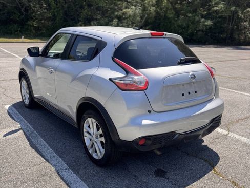 Used 2016 Nissan Juke SV AWD/4WD image 4