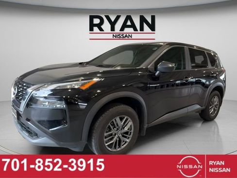 Certified 2023 Nissan Rogue S image 1