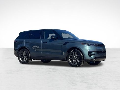 Used 2025 Land Rover Range Rover Sport SE AWD/4WD image 6