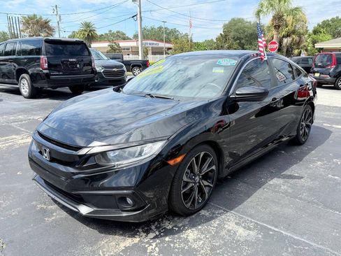 Used 2019 Honda Civic Sport image 3