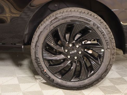 New 2026 Lincoln Navigator Reserve AWD/4WD image 20