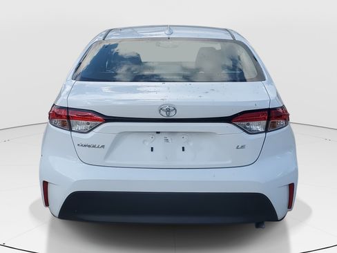 Certified 2023 Toyota Corolla LE image 5