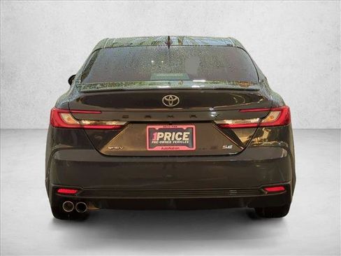 Certified 2025 Toyota Camry SE FWD image 7