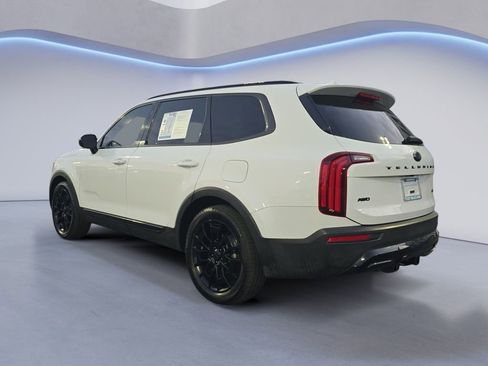 Used 2021 Kia Telluride SX w/ SX Prestige Package image 3