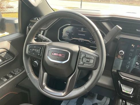 Used 2024 GMC Sierra 2500 AT4 w/ AT4 Premium Plus Package image 24
