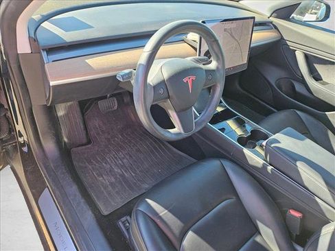Used 2018 Tesla Model 3 Mid Range image 13