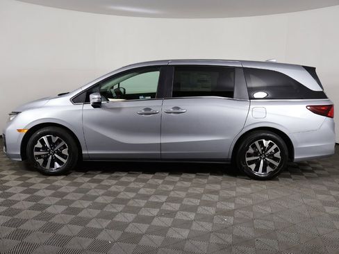 New 2026 Honda Odyssey EX-L image 8