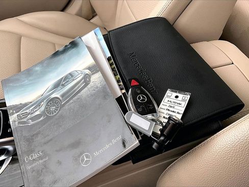 Used 2015 Mercedes-Benz C 300 4MATIC Sedan image 35