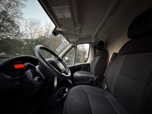 Used 2017 RAM ProMaster 3500 w/ Interior Convenience Group image 11