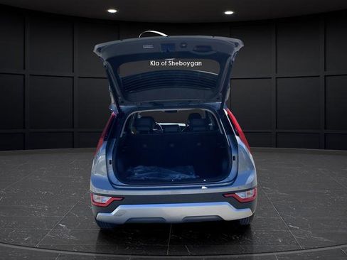 New 2026 Kia Niro EX FWD image 23