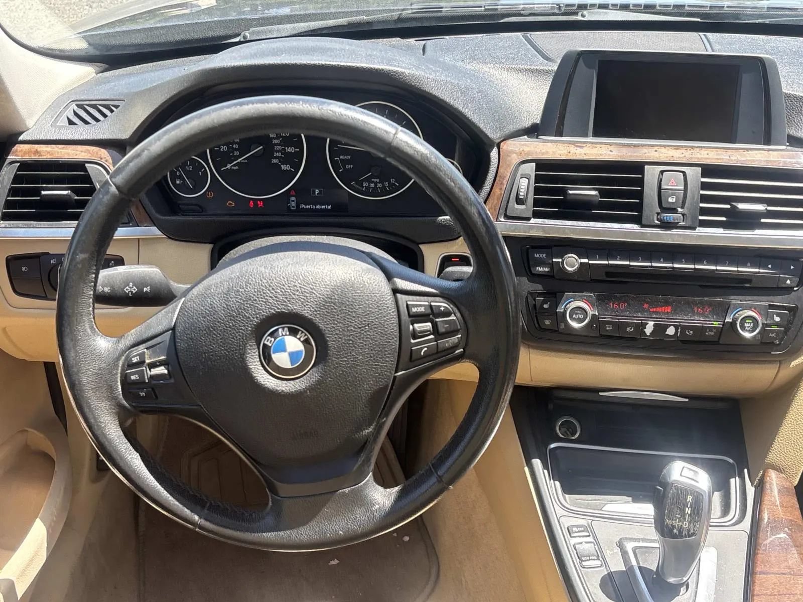 Used 2014 BMW 320i xDrive Sedan AWD/4WD image 12