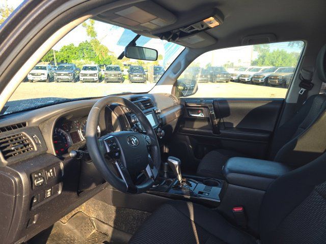 Used 2019 Toyota 4Runner TRD Off-Road AWD/4WD image 10