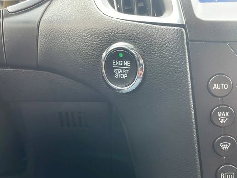 Used 2020 Ford Edge Titanium image 27