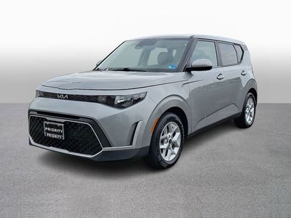 Used 2023 Kia Soul LX w/ LX Technology Package