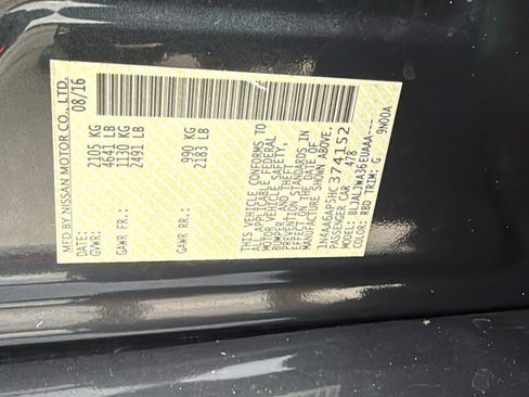 Used 2017 Nissan Maxima 3.5 SV image 33