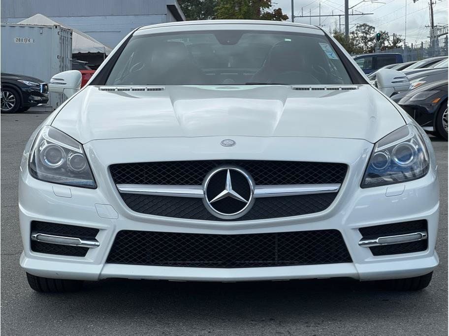 Used 2012 Mercedes-Benz SLK 350 image 2