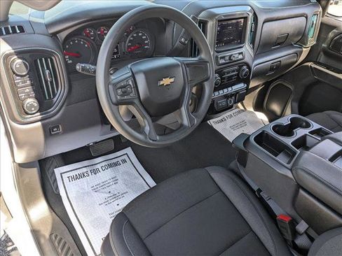Used 2025 Chevrolet Silverado 1500 Custom AWD/4WD image 10