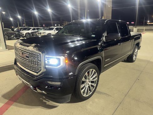 Used 2017 GMC Sierra 1500 Denali image 3