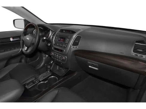 Used 2015 Kia Sorento LX image 19