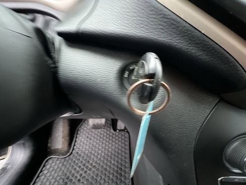 Used 2015 Jeep Cherokee Sport w/ Cold Weather Group image 17