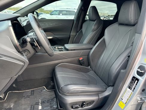 Used 2024 Lexus RX 500h F Sport w/ Cold Area Package image 13