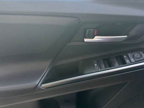 New 2026 Subaru Solterra AWD/4WD image 11